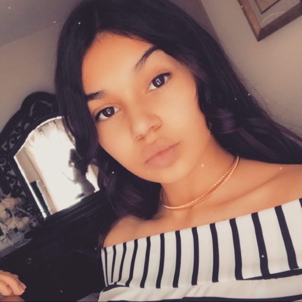 Meet your Posher, Melany